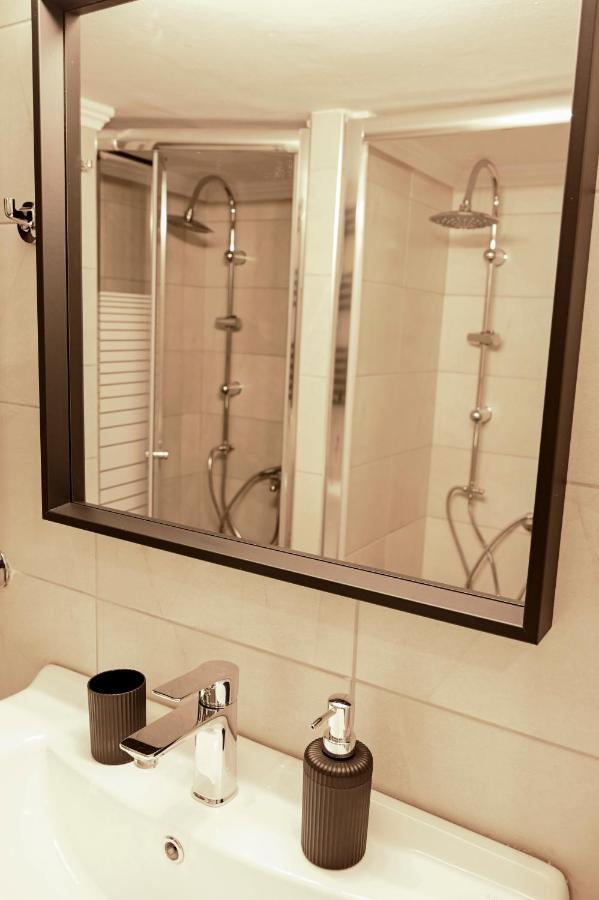 Thessaloniki Center Deluxe Apartment Экстерьер фото
